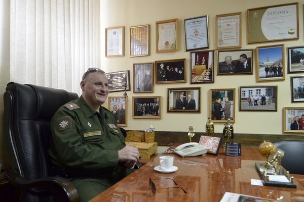 Живой Живой