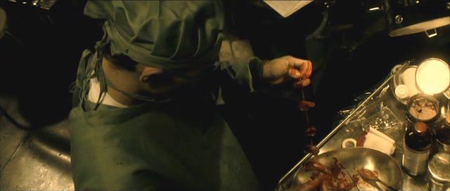 гротеск сюжет