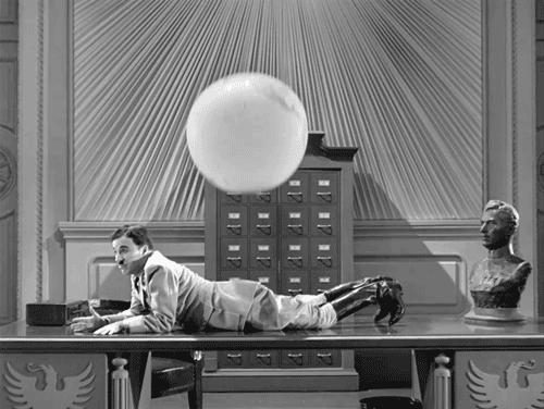 c12e83_2187928.gif