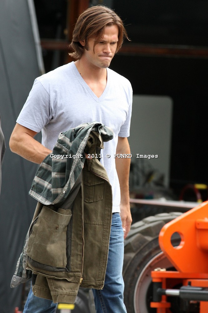 110712PI1-SUPERNATURAL-SEASON7-14 (1).jpg