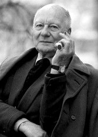 Джон Гилгуд