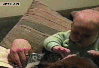 1318274968_frog_jumps_on_babys_face.gif