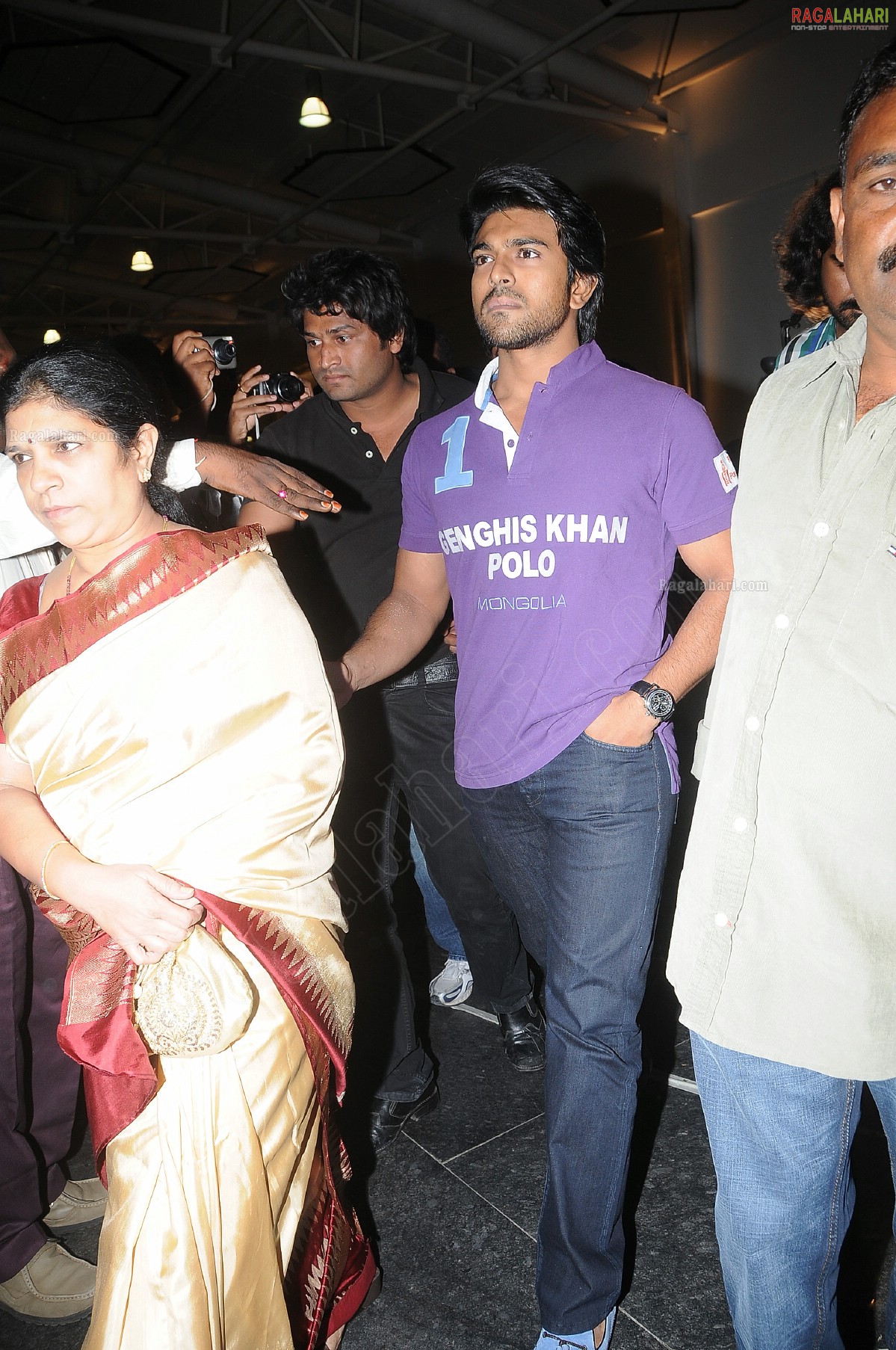 puri-jagannath-daughter-pavithra-saree-function123.jpg