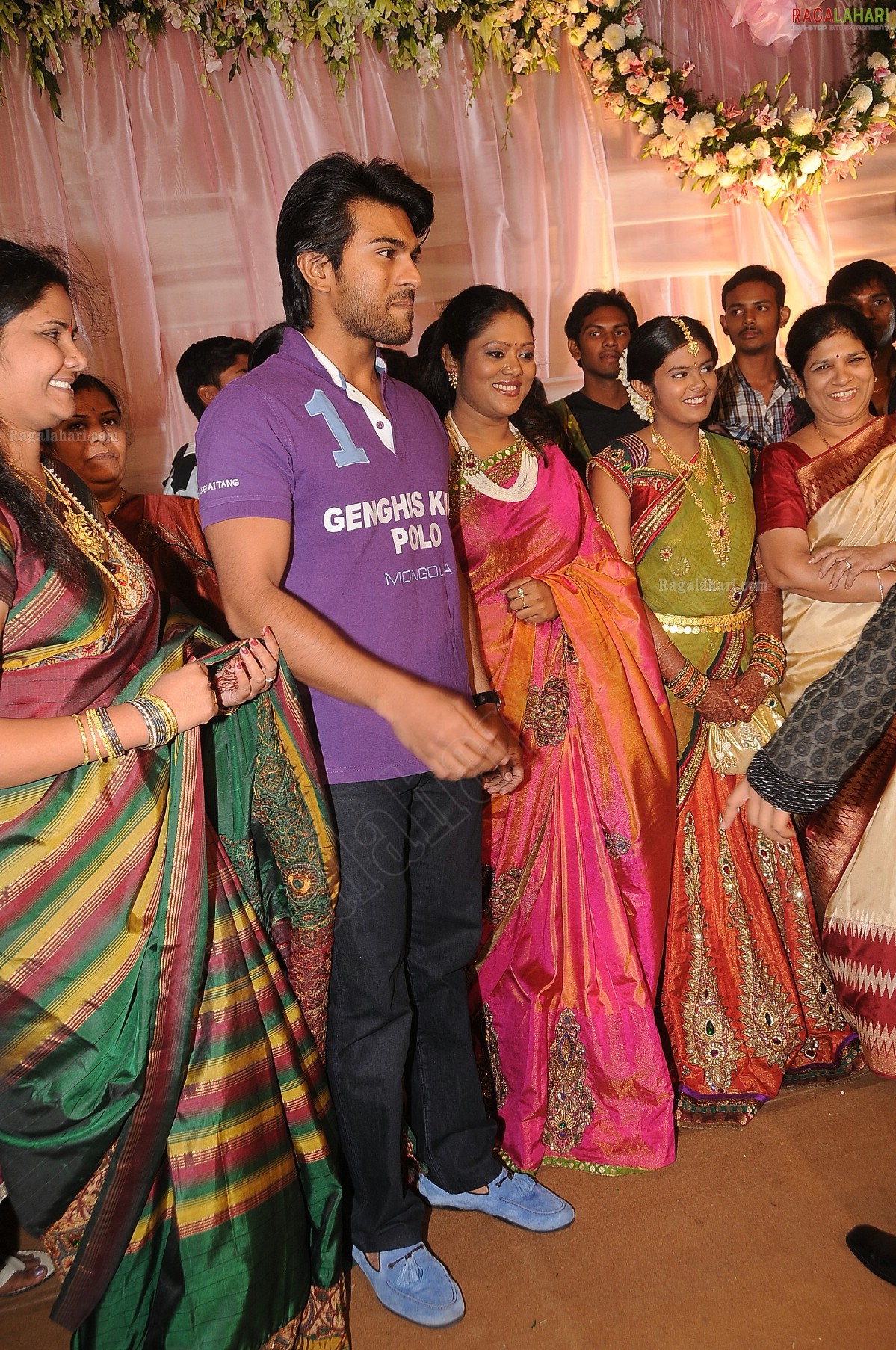 puri-jagannath-daughter-pavithra-saree-function126.jpg