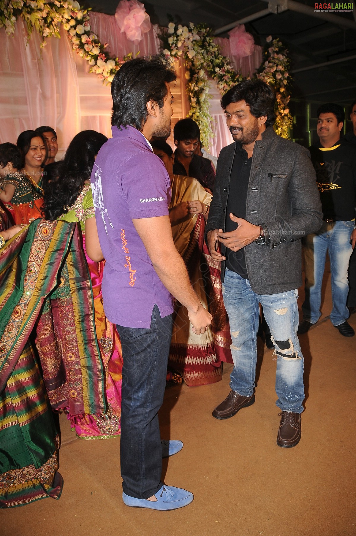 puri-jagannath-daughter-pavithra-saree-function128.jpg