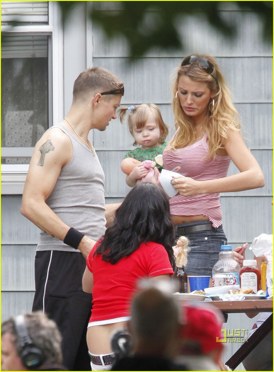 blake-lively-backyard-bbq-17.jpg