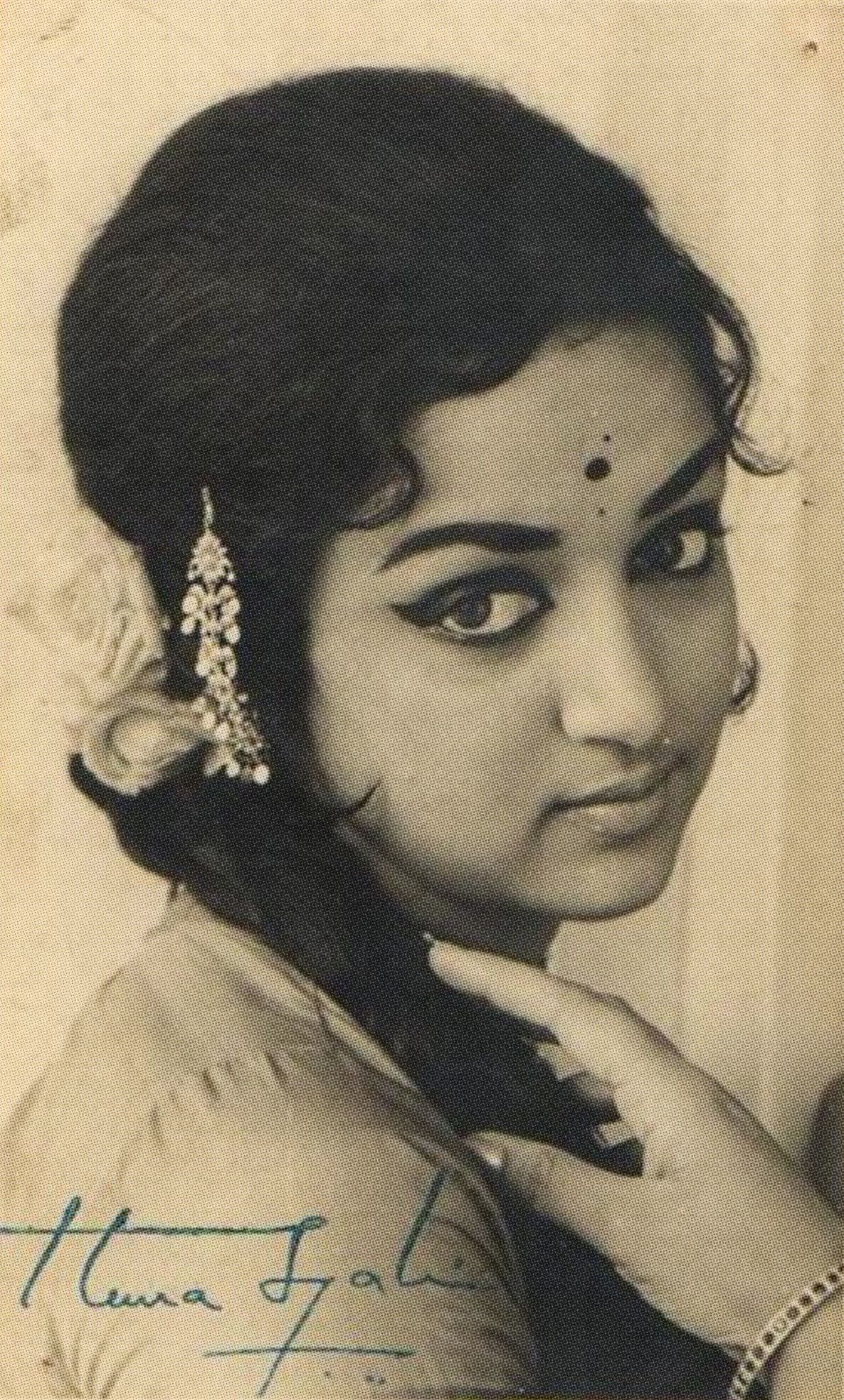 фото индийской актрисы малини