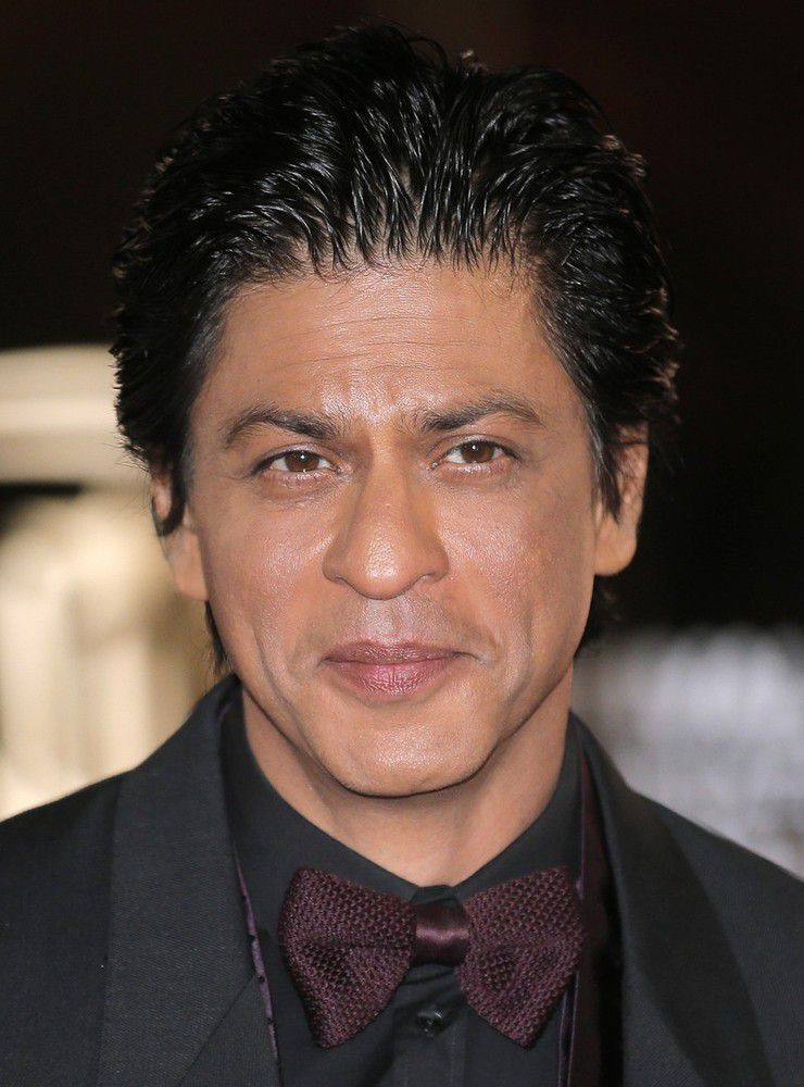 Khan actor. Shahrukh Khan. Шахрукх Кхан фото. Шах рук Хан. Шахрукх Кхан фото в молодости и сейчас.