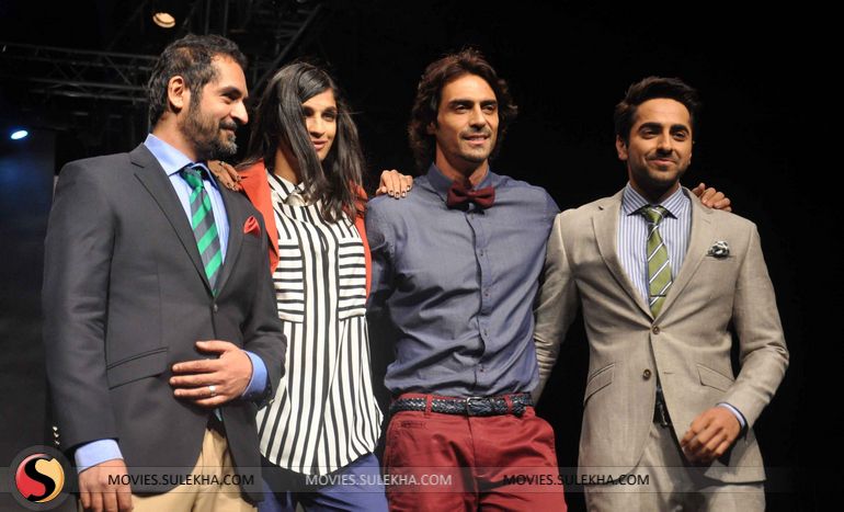 arjun-rampal-and-ayushman-khurana-at-blackberry-sharp-nights-event-pictures045.jpg