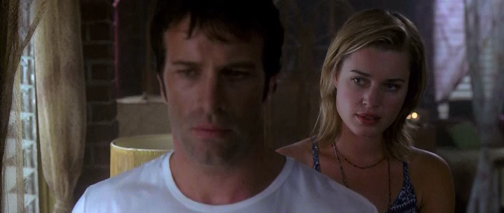 Каратель.2004 (Т.Джейн, Д.Траволта).avi_snapshot_01.13.34_[2013.06.21_21.34.45].png