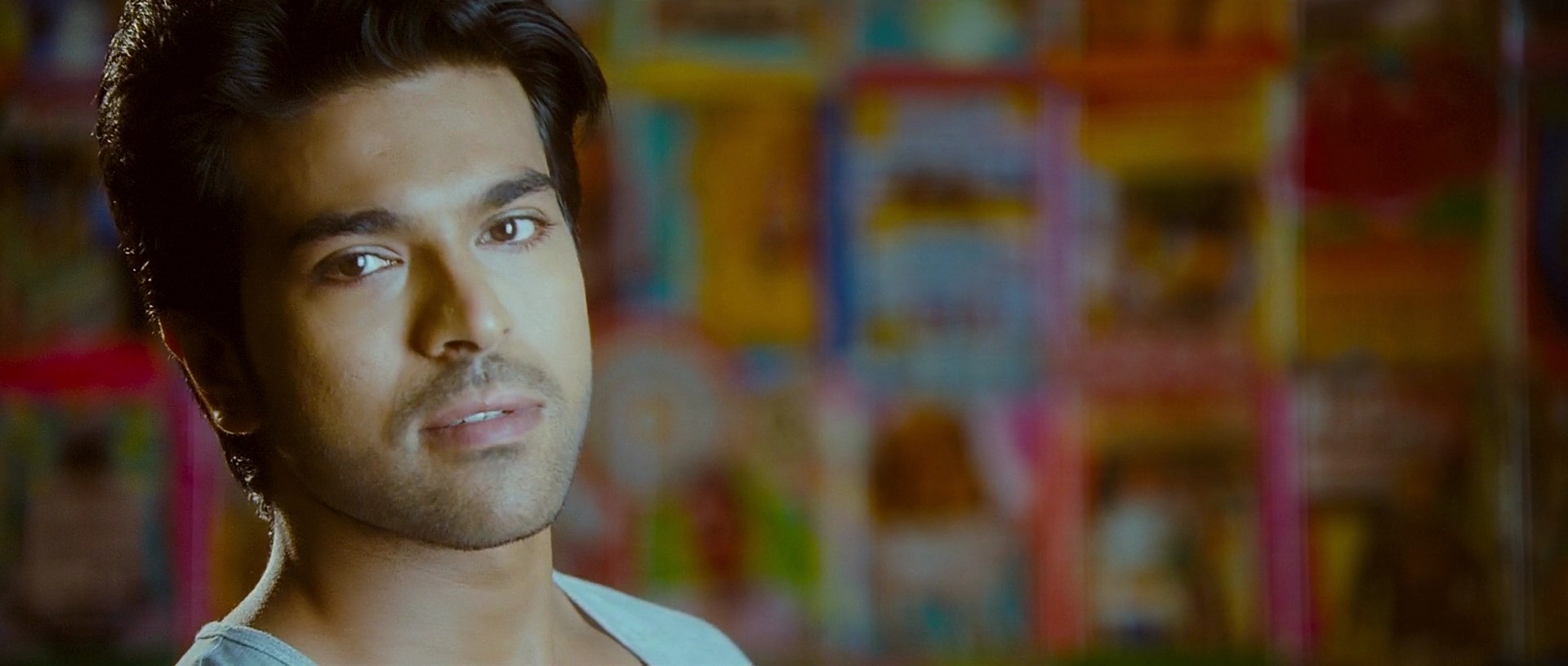 Naayak - Blu-Ray - 1080p - x264 - DTS - [DDR].mkv (0_44_54) 000817.jpg
