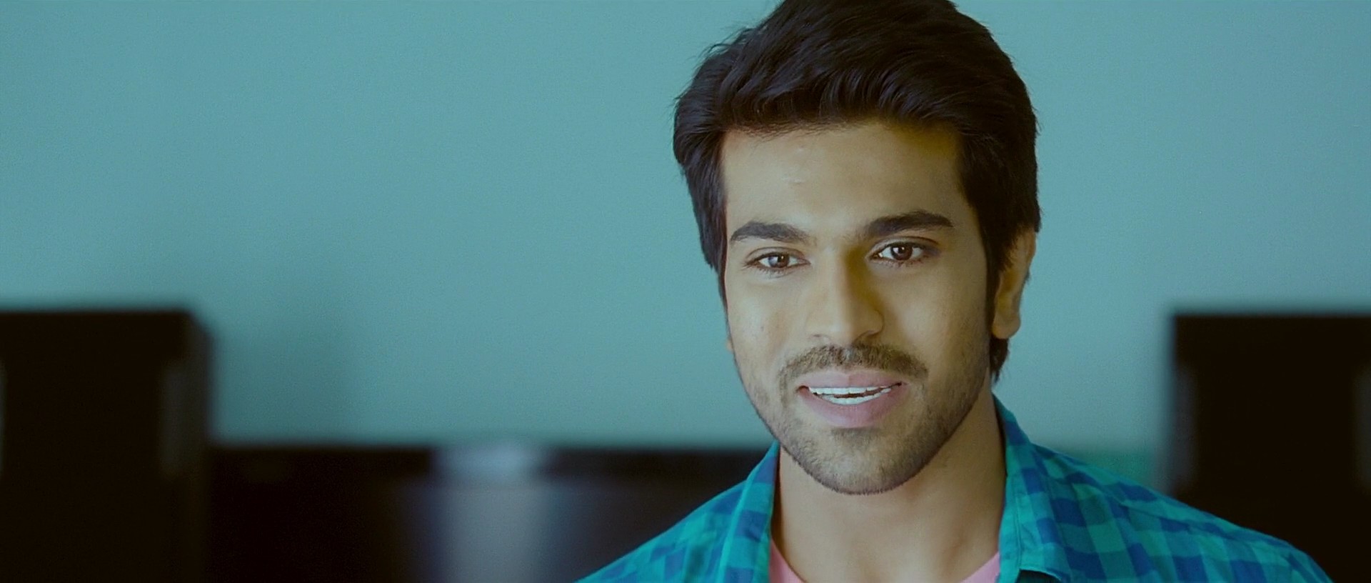 Naayak - Blu-Ray - 1080p - x264 - DTS - [DDR].mkv (0_57_50) 001324.jpg