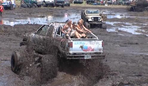 Trucks Gone Wild 3[(020777)21-51-14].JPG