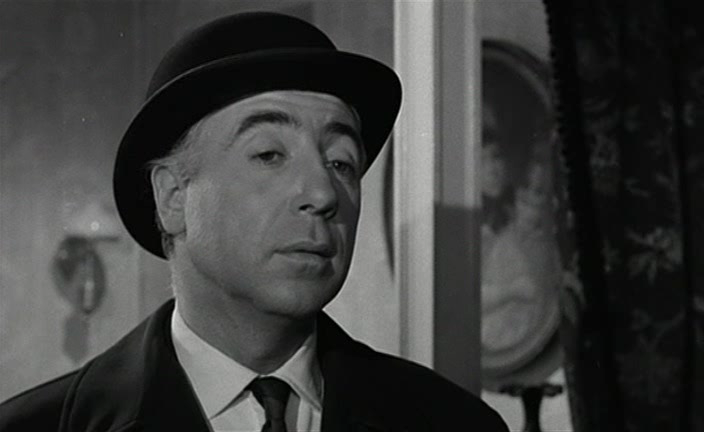 Une.ravissante idiote.1964.dvdrip_[1.46]_[teko][(152347)16-40-52].PNG