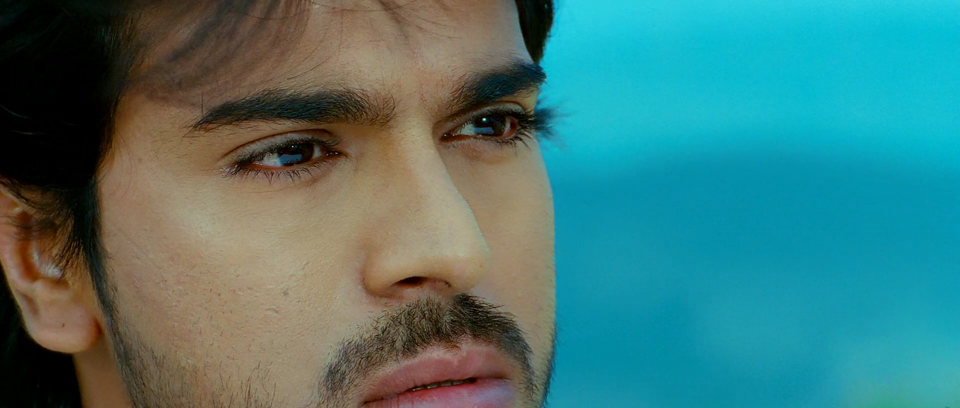 Racha.2012.1080p.BluRay.x264.DTS-HD-MA.Esubs-DDR.mkv (1_49_15) 001518.jpg