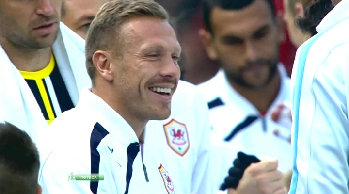 Мир Премьер-Лиги  Эфир от 09.01.2014  НТВ+.avi_20140110_031058.627.jpg