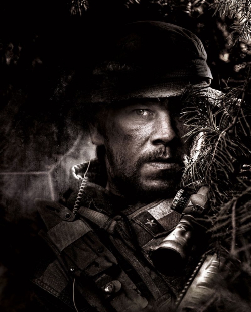 kinopoisk.ru-Lone-Survivor-2332728.jpg