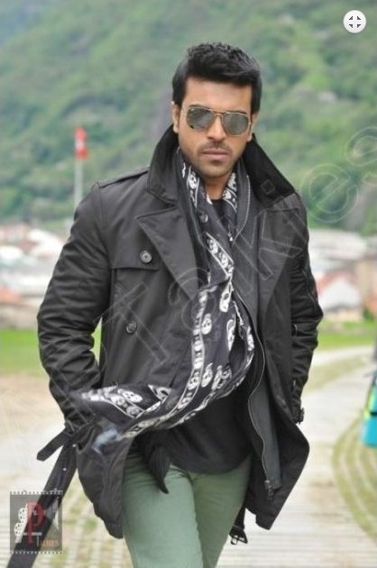 Yevadu movie gallery from AP Talkies7.jpeg