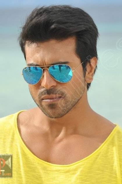 Yevadu_aptalkiesE161CB-00B7F2.jpg