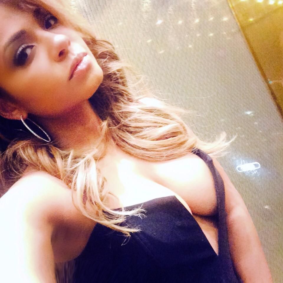 17191_milian1_123_189lo.jpg