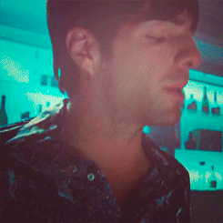 tumblr_n3h9emiz1X1r3p9oto5_r1_250.gif