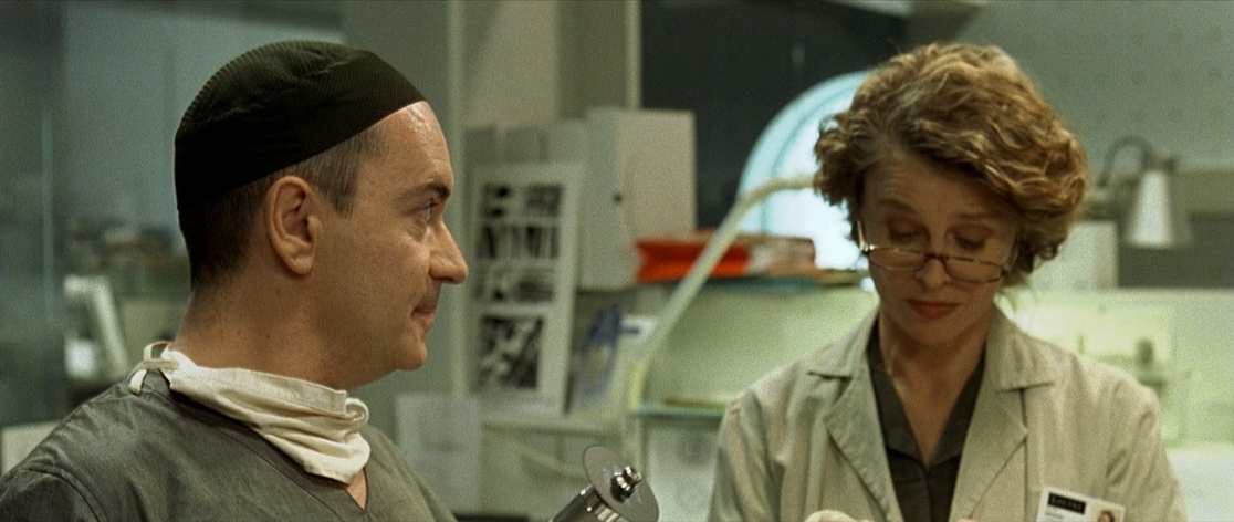 BelphГ©gor-Le.fantГґme.du Louvre.2001.BDRip-AVC.Fredd Kruger.mkv_snapshot_00.12.57_[2014.04.07_19.18