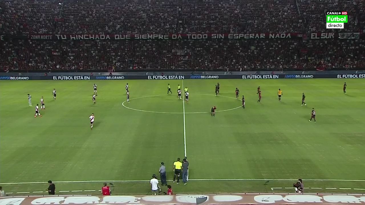 Чемпионат Аргентины 2016  7-й тур  Колон (Санта-Фе) - Ривер Плейт (Буэнос-Айрес)  Canal+ HD.mkv_000112520.jpg