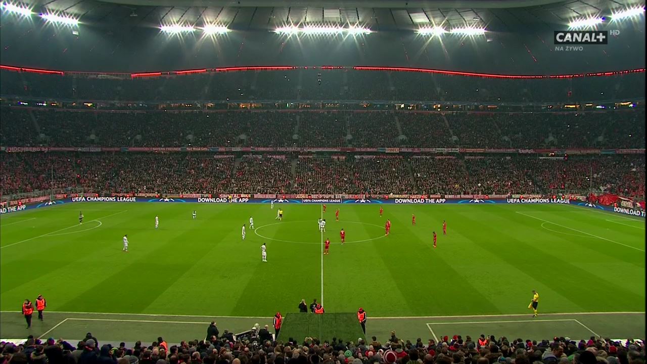 Лига Чемпионов 2015-2016  18 финала  Ответный матч  Бавария Мюнхен (Германия) - Ювентус (Италия).mkv_000205920.jpg