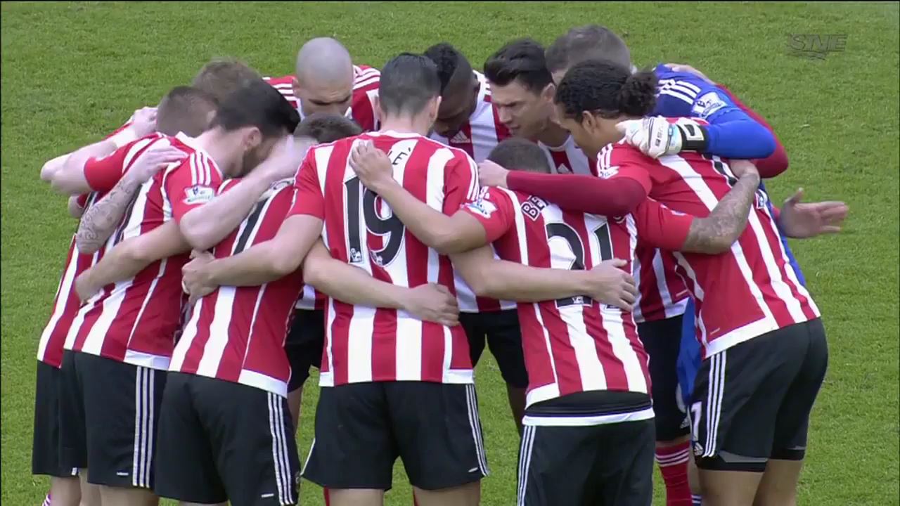 Чемпионат Англии 2015-2016  31-й тур  Саутгемптон – Ливерпуль  SNE.mkv_000024358.jpg