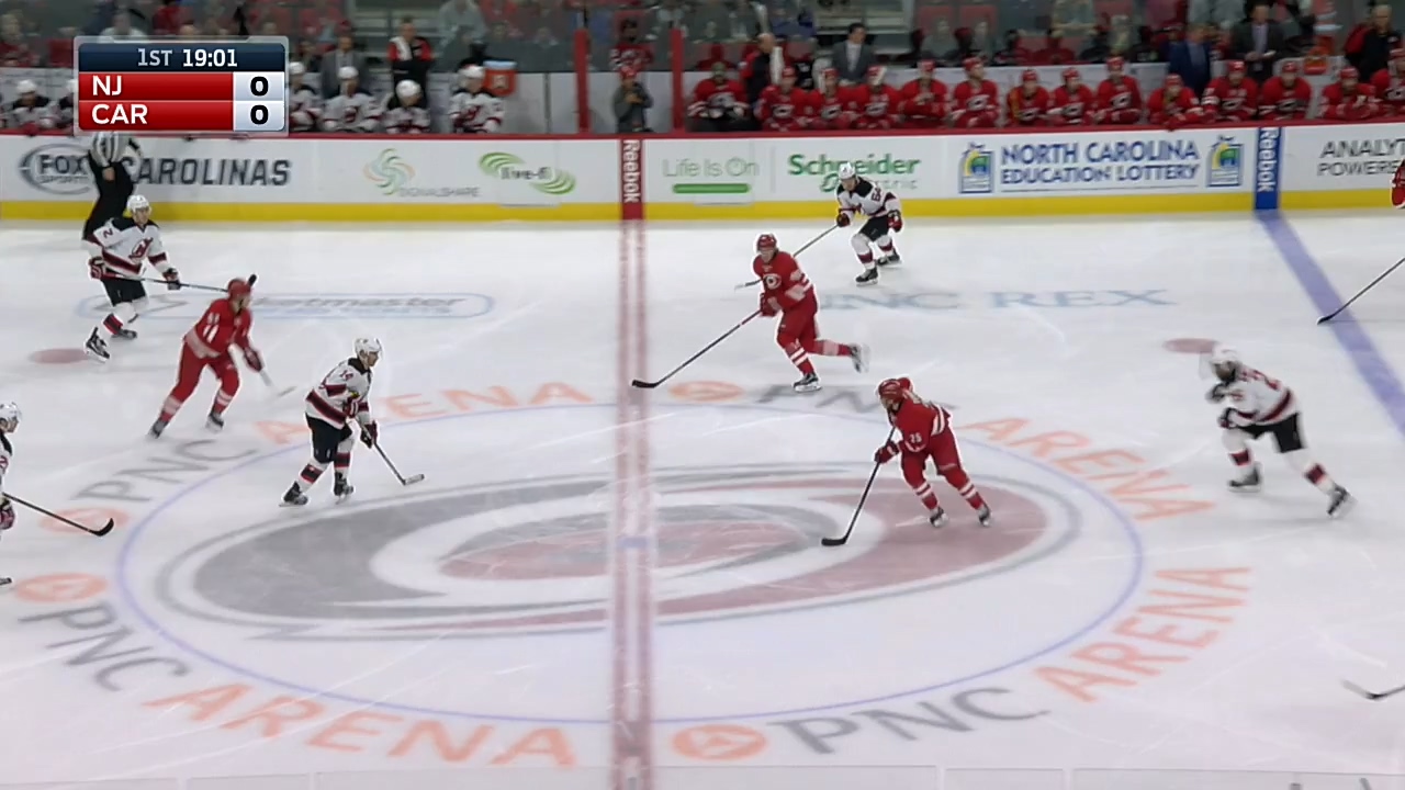 NHL 1516, RS New Jersey Devils - Carolina Hurricanes.mkv_20160328_171018.453.jpg