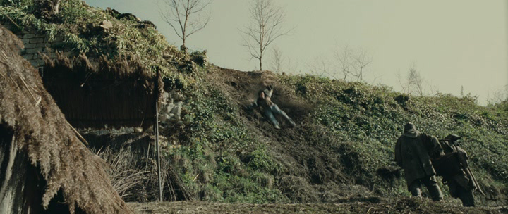 Les.visiteurs.2_Les.couloirs.du.temps.bdrip_[1.46][(010725)12-02-15].PNG