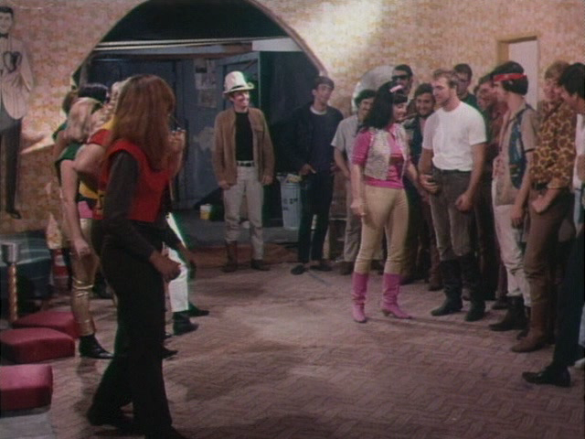 на колесах_T02[(028723)13-04-41].PNG