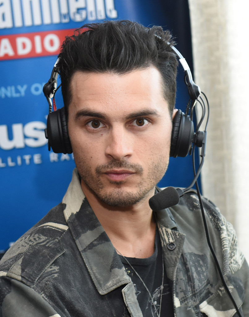 Michael Malarkey Height