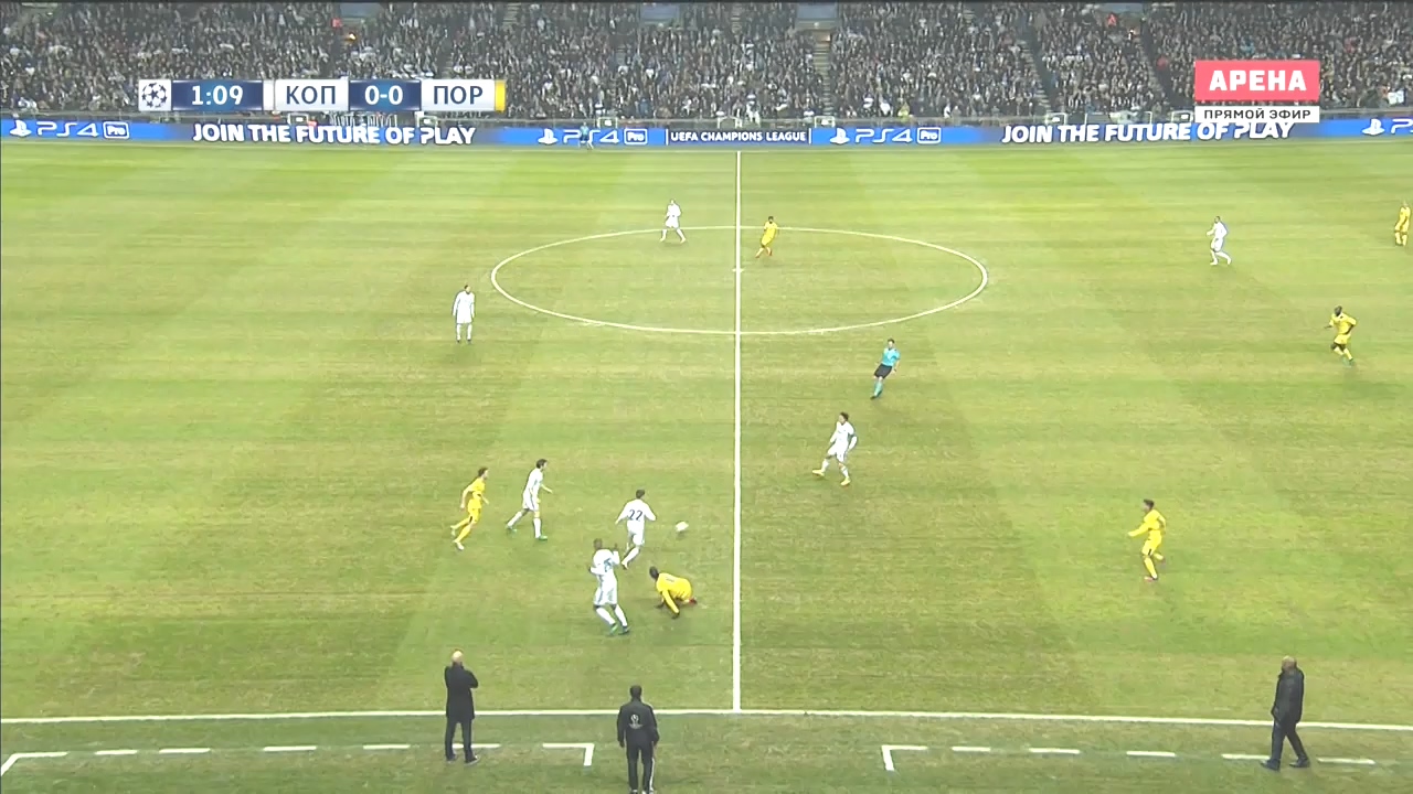 Лига Чемпионов 2016-2017  Группа G  5-й тур  Копенгаген (Дания) - Порту (Потугалия)  Матч! Арена.ts_20161123_230102.250.jpg