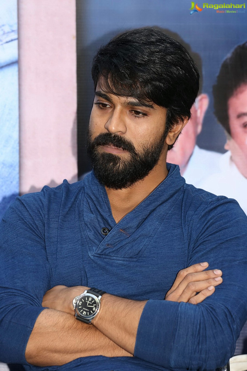 chiranjeevi-book-launch-by-ramacharan99.jpg