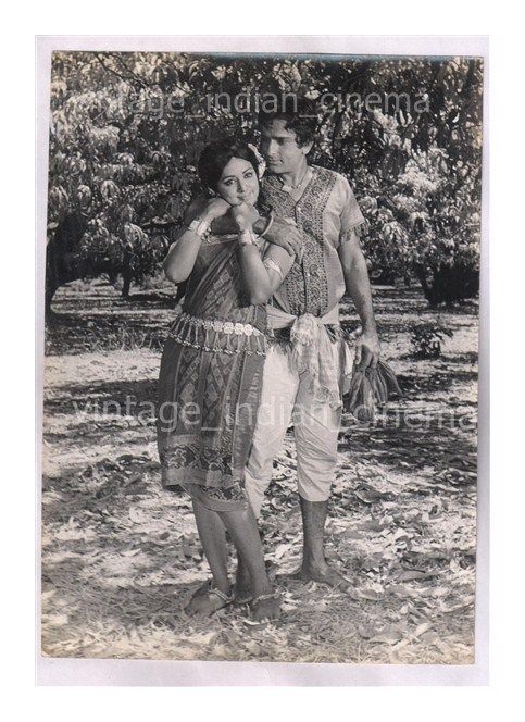 Original-Bollywood-photo-9-Shashi-Hema-In-Naach-uthe-_57 (7).jpg