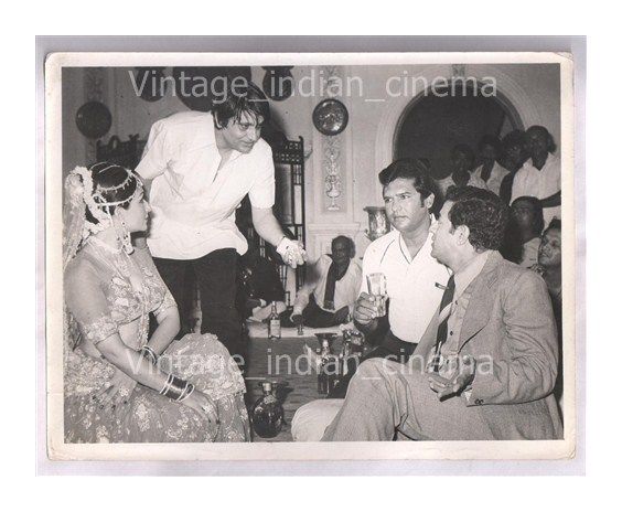 Original-Bollywood-photo-Sharmila-ND-Kothari-In-Divorce-1984.jpg
