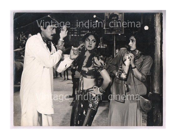 Original-Bollywood-photos2-Jackie-Dimple-Minakshi-In-Allah-Rakha1986-16cmX21cm.jpg