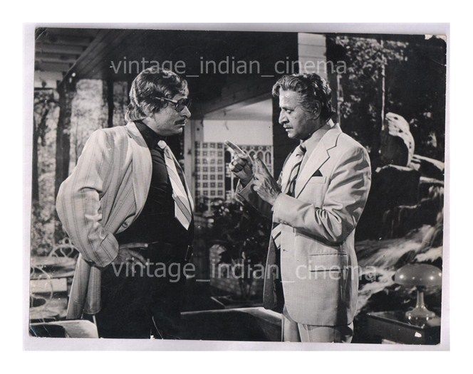 Original-Bollywood-photo-Kader-khan-pran-In-Jwalamukhi-1980.jpg