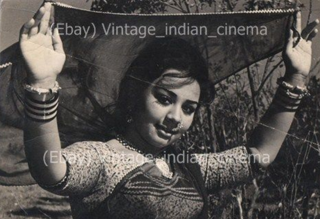 Farida jalal .png