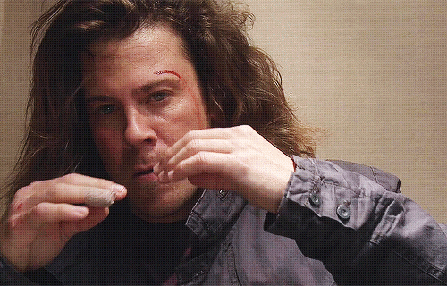 tumblr_nmbzrt6R9Z1r3wsyqo2_500-2.gif