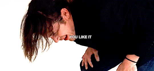 tumblr_o8t1q1i3XL1qdrzu7o-3_540.gif