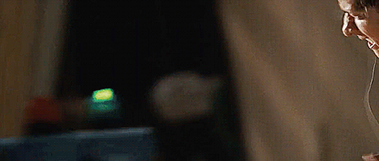tumblr_p4tfs08lVa1wot2xbo3_540.gif