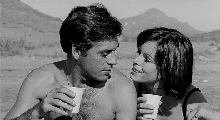 Carlos Saura - 1968 - Stress es tres, tres [DVD-9]_T01[(107514)15-52-00].PNG