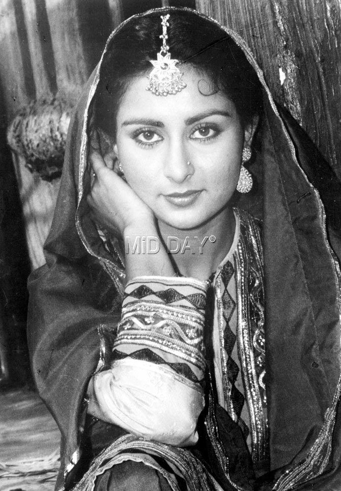 poonam-dhillon-a.jpg