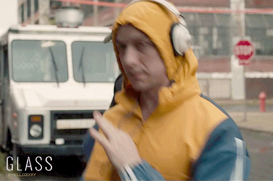 tumblr_pcao6fSHwA1tpeh5qo2_540 2.gif