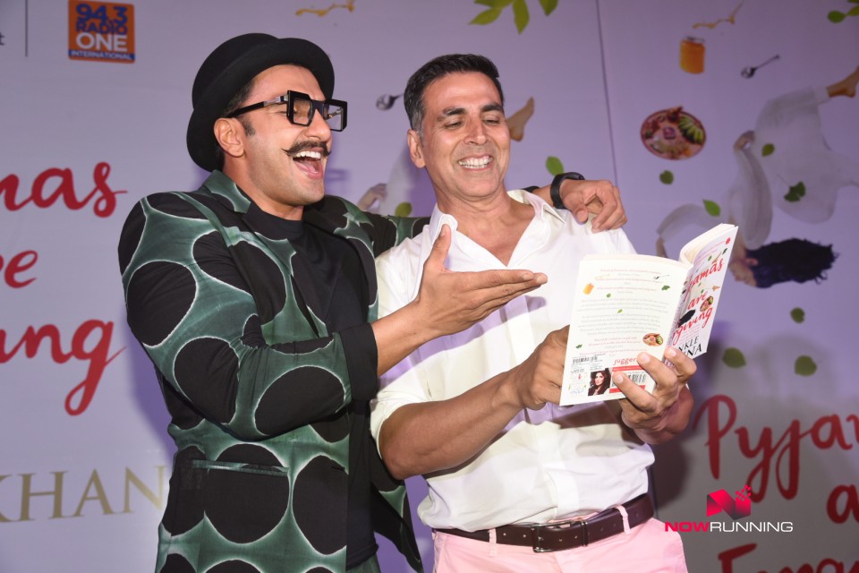 twinkle-khannas-book-launch-18.jpg