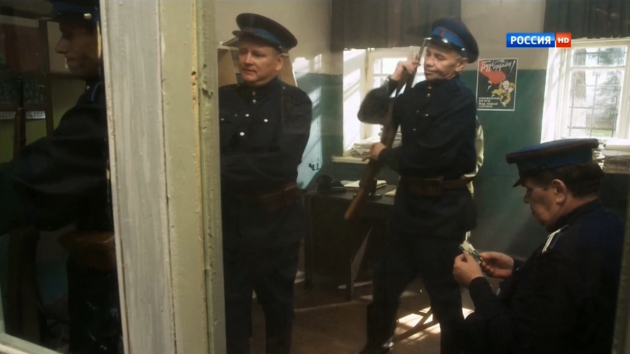 Смерть шпионам. Ударная волна 01_серия_ HDTVRip_720p_by_Серый1779.mkv_snapshot_06.00_[2019.01.06_05.52.10].jpg