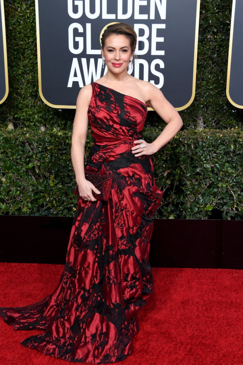 alyssa-milano-at-2019-golden-globe-awards-in-beverly-hills-01-06-2019-3.jpg