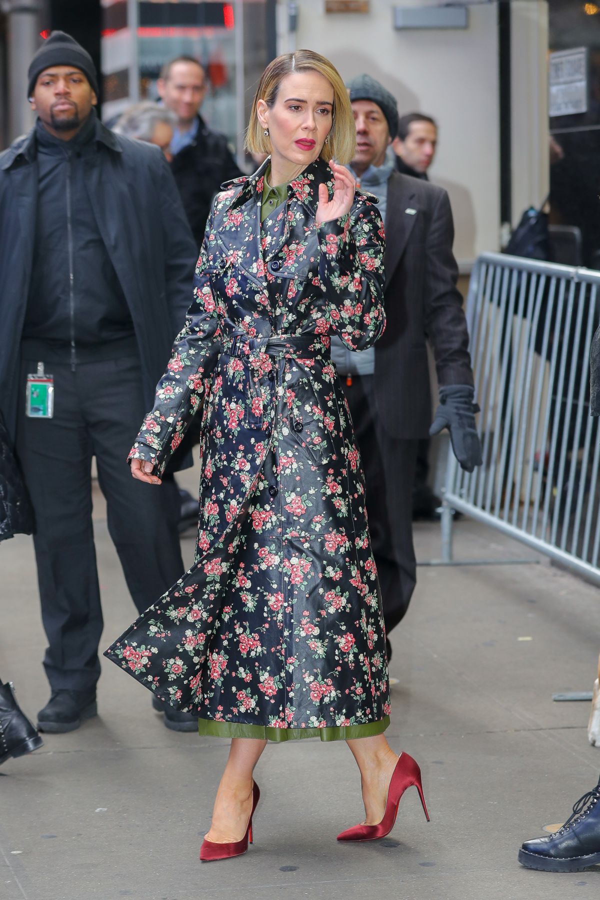 sarah-paulson-out-and-about-in-new-york-01-17-2019-1.jpg